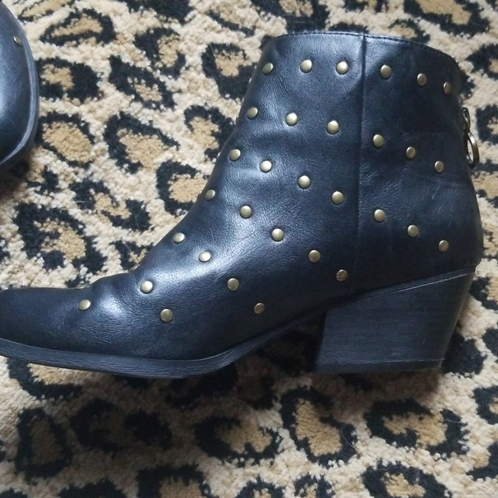 Studded booties - Picture 3 of 4